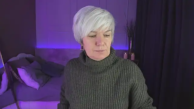 Snapshot of CarmenSoft chatting on December 4, 2024, 8:51 pm CarmenSoft online show from December 4, 2024, 8:51 pm