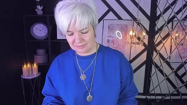 Snapshot of CarmenSoft chatting on December 24, 2024, 8:49 pm CarmenSoft online show from December 24, 2024, 8:49 pm