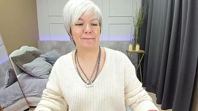 Snapshot of CarmenSoft chatting on December 28, 2024, 11:59 pm CarmenSoft online show from December 28, 2024, 11:59 pm