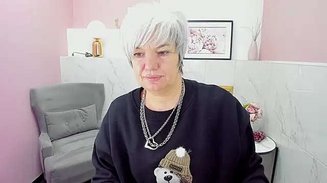 Snapshot of CarmenSoft chatting on January 7, 2025, 8:42 pm CarmenSoft online show from January 7, 2025, 8:42 pm