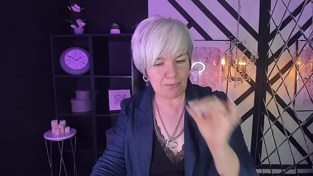 Snapshot of CarmenSoft chatting on January 19, 2025, 12:28 am CarmenSoft online show from January 19, 2025, 12:28 am