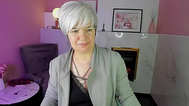 Snapshot of CarmenSoft chatting on January 20, 2025, 3:15 am CarmenSoft online show from January 20, 2025, 3:15 am