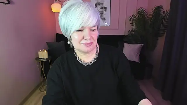 Snapshot of CarmenSoft chatting on February 8, 2025, 9:04 pm CarmenSoft online show from February 8, 2025, 9:04 pm