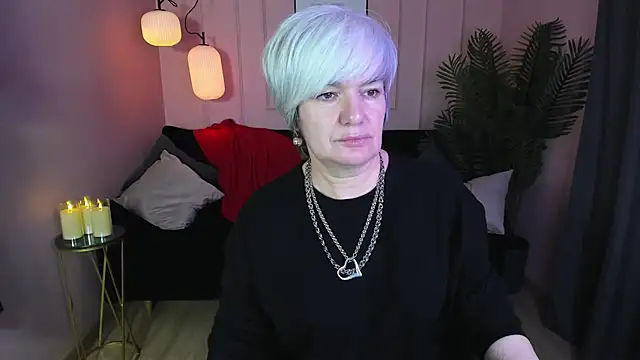 Snapshot of CarmenSoft chatting on February 9, 2025, 8:02 pm CarmenSoft online show from February 9, 2025, 8:02 pm