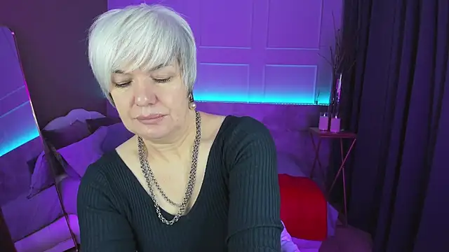 Snapshot of CarmenSoft chatting on March 15, 2025, 8:32 pm CarmenSoft online show from March 15, 2025, 8:32 pm