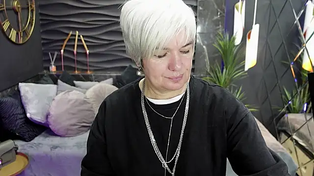 Snapshot of CarmenSoft chatting on September 24, 2025, 9:07 pm CarmenSoft online show from September 24, 2025, 9:07 pm