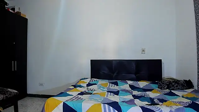 ares sexxx online show from March 24, 2026, 5:07 pm