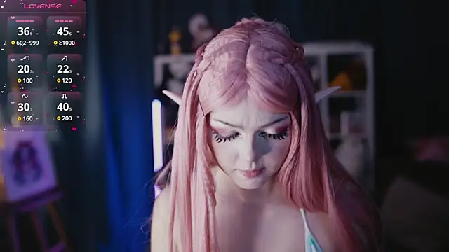 MadnessAlison online show from February 6, 2025, 7:40 pm