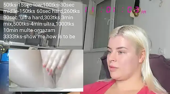 Snapshot of queenofthenighttt chatting on December 4, 2024, 10:02 am queenofthenighttt online show from December 4, 2024, 10:02 am