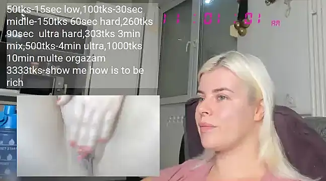 Snapshot of queenofthenighttt chatting on December 5, 2024, 10:01 am queenofthenighttt online show from December 5, 2024, 10:01 am