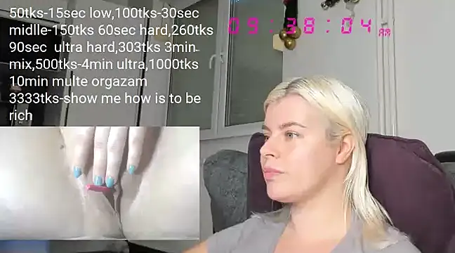 Snapshot of queenofthenighttt chatting on January 4, 2025, 8:39 am queenofthenighttt online show from January 4, 2025, 8:39 am