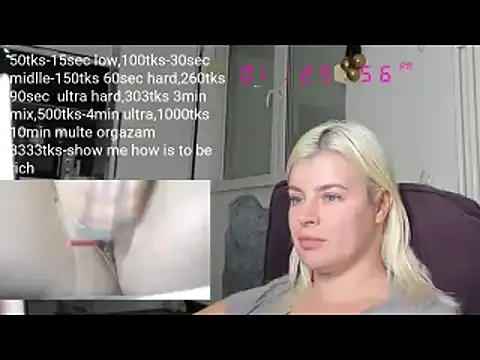 Snapshot of queenofthenighttt chatting on January 4, 2025, 12:27 pm queenofthenighttt online show from January 4, 2025, 12:27 pm