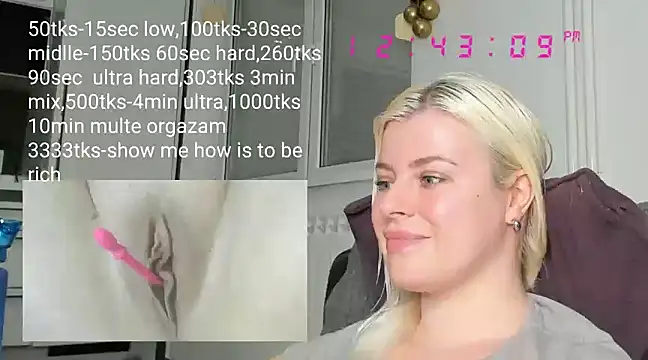 Snapshot of queenofthenighttt chatting on February 18, 2025, 11:44 am queenofthenighttt online show from February 18, 2025, 11:44 am