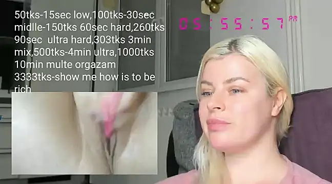 Snapshot of queenofthenighttt chatting on February 20, 2025, 4:57 pm queenofthenighttt online show from February 20, 2025, 4:57 pm