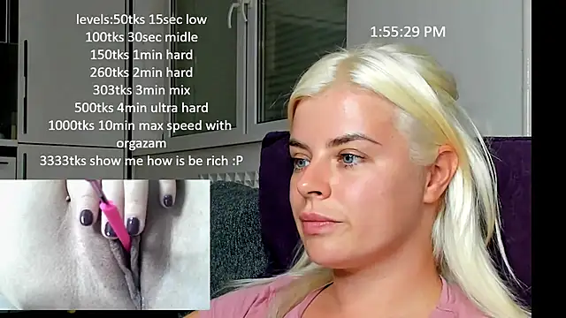 Snapshot of queenofthenighttt chatting on October 12, 2025, 11:53 am queenofthenighttt online show from October 12, 2025, 11:53 am