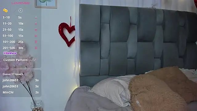 Snapshot of Nathalia_Rodriguez chatting on February 26, 2025, 9:58 pm Nathalia Rodriguez online show from February 26, 2025, 9:58 pm