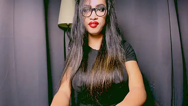 XXsexylongcockXX online show from December 11, 2024, 9:12 pm