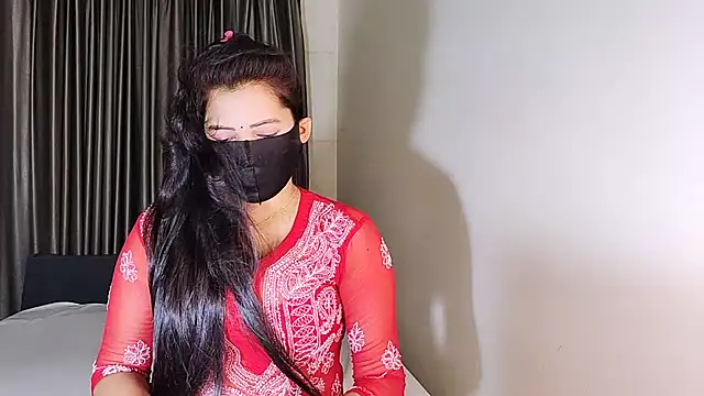 YourLovelyQueen online show from March 20, 2025, 5:15 pm