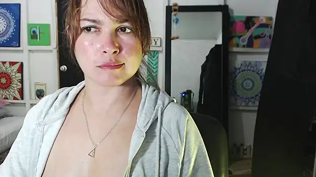 Snapshot of solamatista11 chatting on September 18, 2025, 8:22 pm solamatista11 online show from September 18, 2025, 8:22 pm