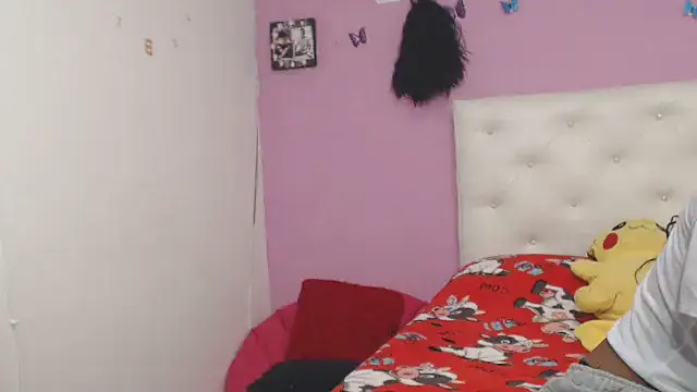 Snapshot of braguitashumedas chatting on October 3, 2025, 4:59 pm braguitashumedas online show from October 3, 2025, 4:59 pm