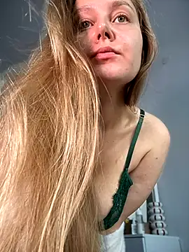 AlinaCum online show from September 19, 2025, 7:21 am