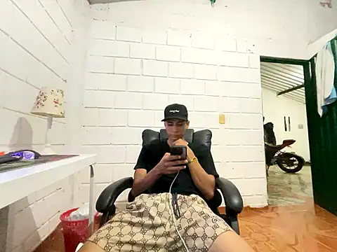 Max TheHorseDick online show from November 23, 2025, 2:00 am