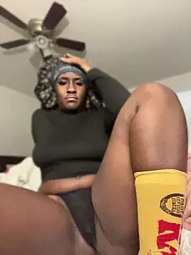 Foreignthababyy online show from June 14, 2026, 9:06 pm