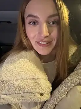 -AngelAri- online show from February 1, 2025, 8:05 pm