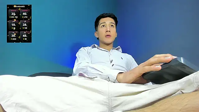 Snapshot of tom_Howard chatting on December 21, 2024, 2:15 pm tom Howard online show from December 21, 2024, 2:15 pm