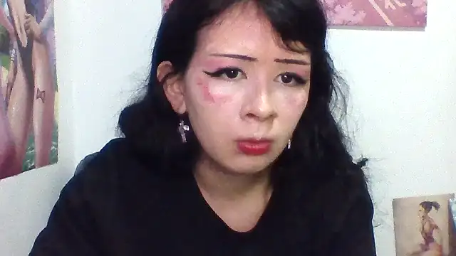 Snapshot of Haru_Queenn chatting on September 24, 2025, 10:13 pm Haru Queenn online show from September 24, 2025, 10:13 pm