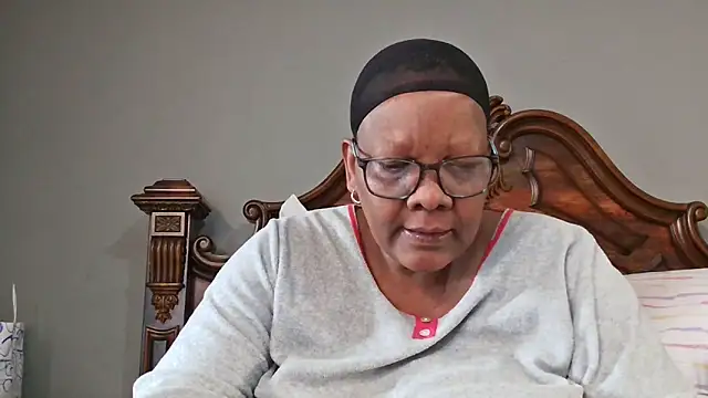 Snapshot of SEXYBOOBSNASS chatting on October 3, 2025, 4:31 am SEXYBOOBSNASS online show from October 3, 2025, 4:31 am