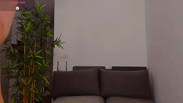 Snapshot of Jaylee_Krys chatting on October 21, 2025, 5:46 pm Jaylee Krys online show from October 21, 2025, 5:46 pm