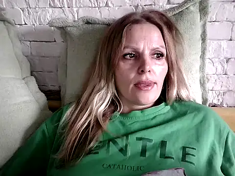 Angel girllovemy online show from January 15, 2026, 9:03 am