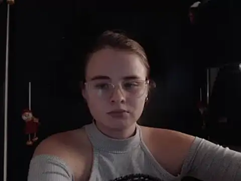 Snapshot of HellenMiyer1111 chatting on December 6, 2024, 8:51 pm HellenMiyer1111 online show from December 6, 2024, 8:51 pm