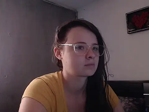Snapshot of HellenMiyer1111 chatting on December 24, 2024, 3:05 pm HellenMiyer1111 online show from December 24, 2024, 3:05 pm