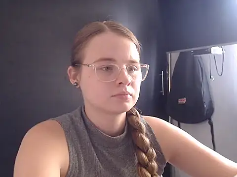 Snapshot of HellenMiyer1111 chatting on January 23, 2025, 8:02 pm HellenMiyer1111 online show from January 23, 2025, 8:02 pm