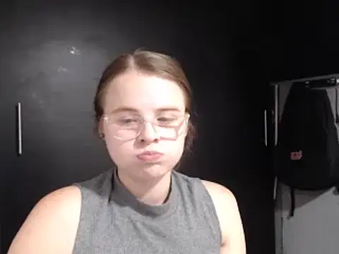 Snapshot of HellenMiyer1111 chatting on January 23, 2025, 11:15 pm HellenMiyer1111 online show from January 23, 2025, 11:15 pm
