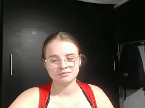 Snapshot of HellenMiyer1111 chatting on January 28, 2025, 2:32 am HellenMiyer1111 online show from January 28, 2025, 2:32 am