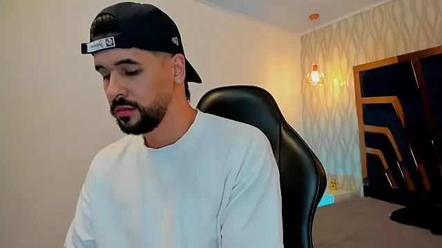 Petesevans online show from November 30, 2025, 1:59 pm