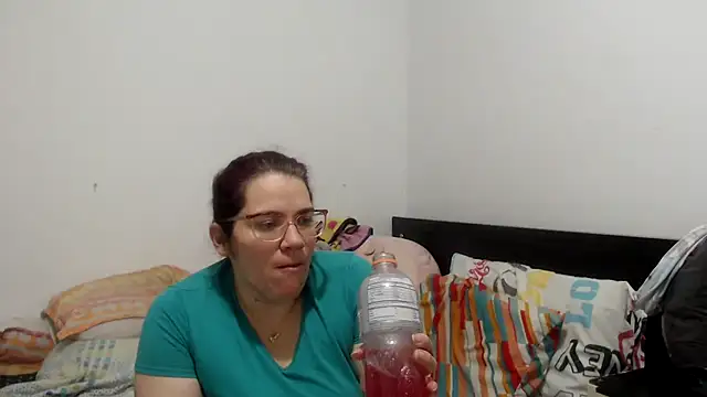 karlythothxh online show from March 21, 2025, 4:18 pm