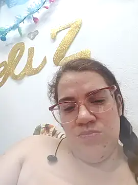 karlythothxh online show from November 25, 2025, 3:39 am