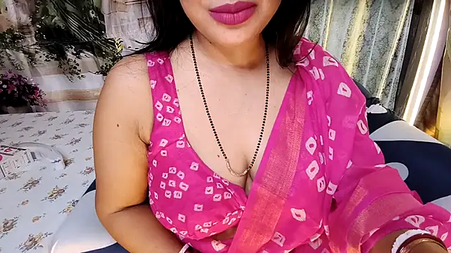 Snapshot of MAN-MOHINI-21 chatting on November 7, 2025, 5:13 pm MAN-MOHINI-21 online show from November 7, 2025, 5:13 pm