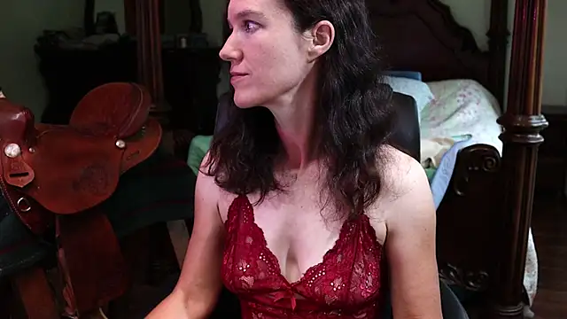Snapshot of thornburyrose chatting on June 11, 2026, 8:07 pm thornburyrose online show from June 11, 2026, 8:07 pm