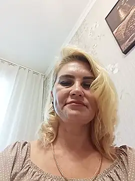 Snapshot of JennyOMay chatting on July 10, 2026, 4:39 am JennyOMay online show from July 10, 2026, 4:39 am