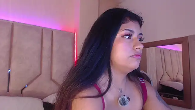 Snapshot of ChantalPetit chatting on June 16, 2026, 3:36 pm ChantalPetit online show from June 16, 2026, 3:36 pm