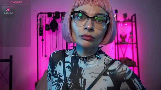 CyberXGoddess online show from November 21, 2025, 11:31 am