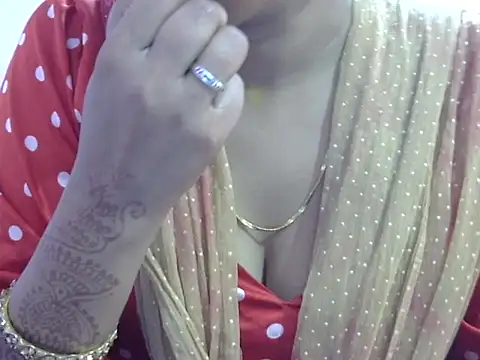 Snapshot of Your_wild_Dia chatting on October 18, 2025, 5:54 am Your wild Dia online show from October 18, 2025, 5:54 am