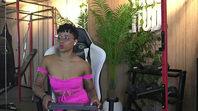 kelly thomson online show from July 15, 2026, 12:54 pm