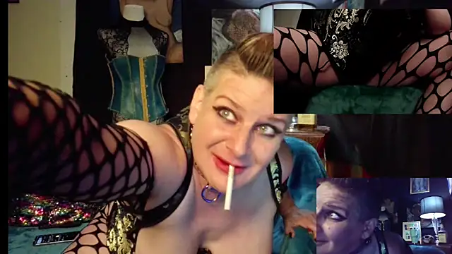 Snapshot of betty-bombshell chatting on July 20, 2026, 12:36 am betty-bombshell online show from July 20, 2026, 12:36 am