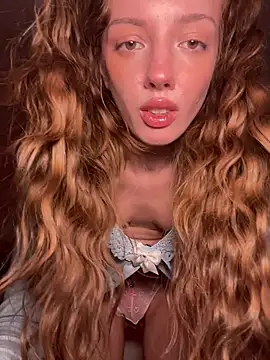 Weeissy online show from November 16, 2025, 8:14 pm